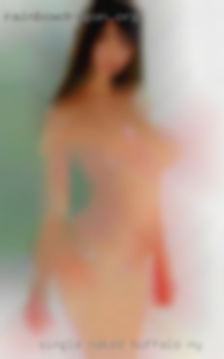 Single naked hot moms on beach in Buffalo, NY.